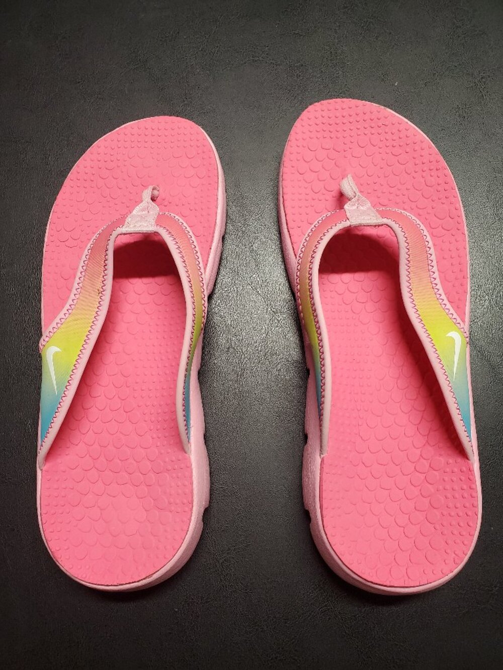 Nike Pink Rainbow Flip Flop Thong Sandal Youth Size 6 (6Y)